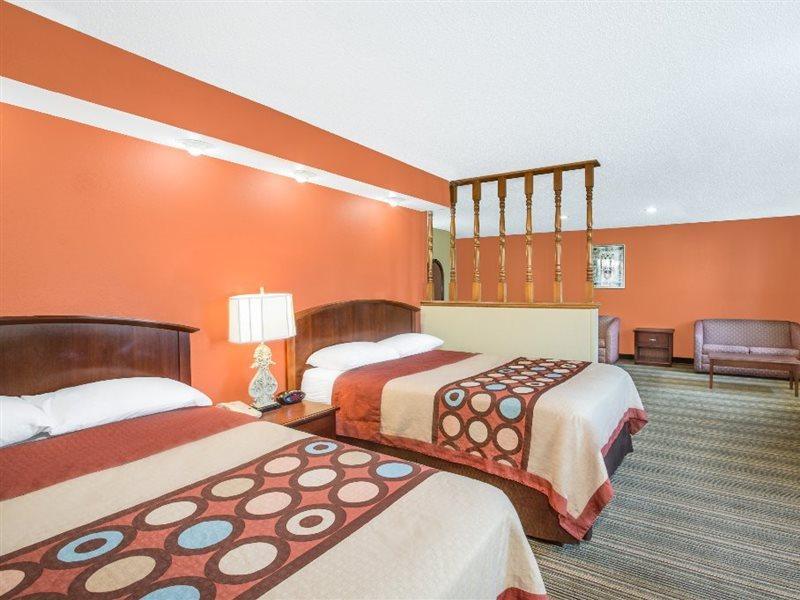 Coastal Inn & Suites Wilmington Bagian luar foto