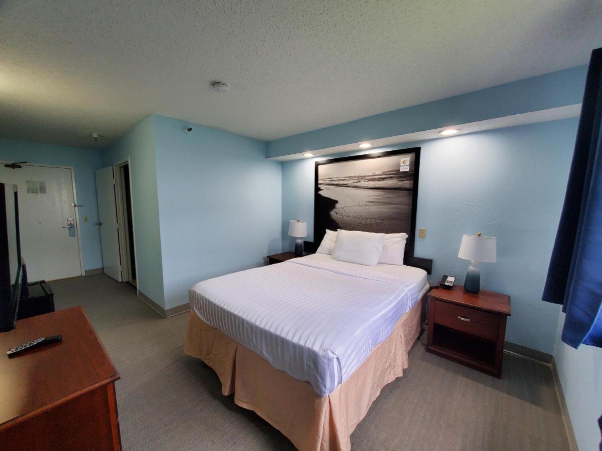 Coastal Inn & Suites Wilmington Bagian luar foto