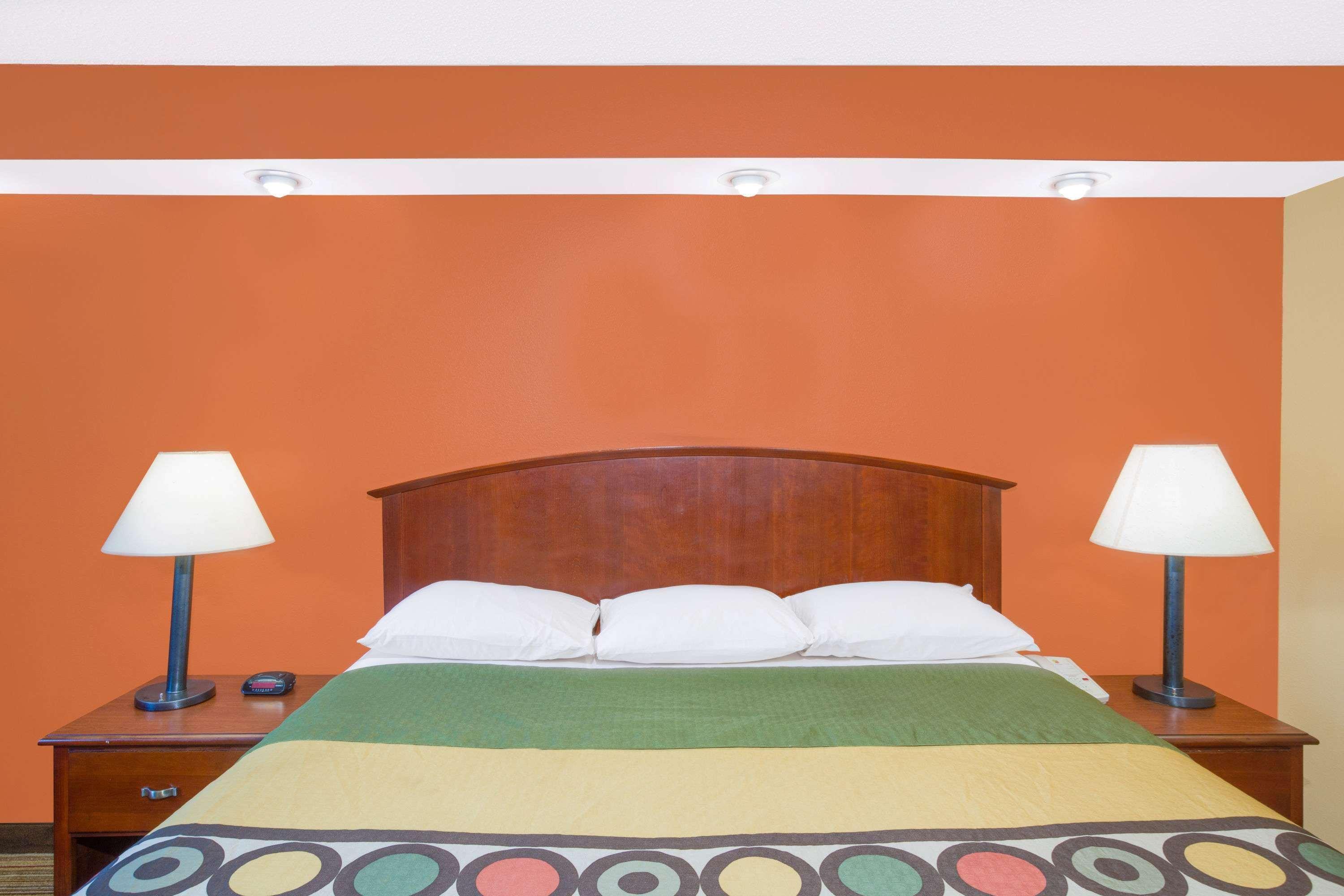Coastal Inn & Suites Wilmington Bagian luar foto